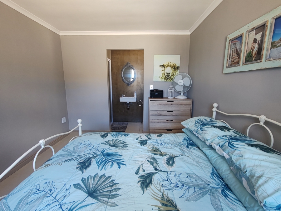 4 Bedroom Property for Sale in Country Club Western Cape